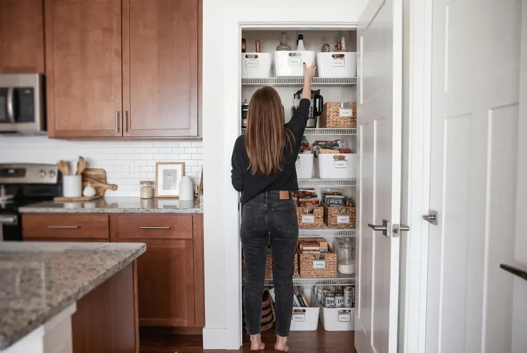 5 Step Closet Organizing System That Works in Any Small Space